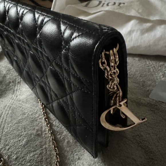 Dior lady dior crossbody bag authentic - Picture 4 of 11